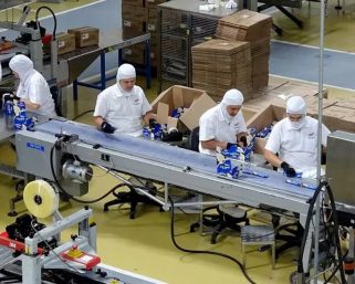 En noviembre de 2023, industria y comercio cayeron en Colombia