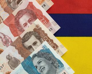 Un menor crecimiento económico y caída en la tasa de interés en Colombia, pronóstico de analistas para este año