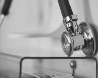 Sociedades Científicas advierten que la autonomía de los médicos estaría en riesgo por reforma a la salud