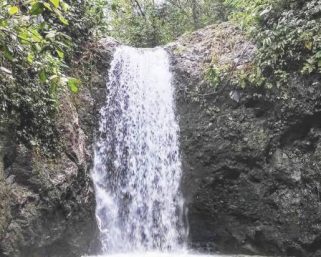 Delincuentes atracaron a ciudadanos en el Salto del Hippie, en Circasia, a través de la modalidad falso patrón