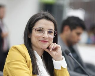 Congresista Martha Alfonso cuestiona enfoque limitado de la propuesta laboral del Partido Liberal y defiende la consulta popular