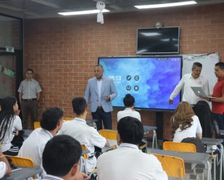 Armenia alcanza el 100 % de aulas digitales en sus instituciones educativas: es la primera ciudad del país en lograrlo