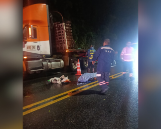 Murió peatón tras ser arrollado por tractocamión en la vía Calarcá – El Caimo