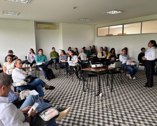 Mesa Departamental de Enfermedades Huérfanas refuerza trabajo conjunto por atención digna y oportuna en el Quindío