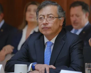 Gobierno justifica suspensión de regla fiscal y alista reforma tributaria que buscaría recaudar 19 billones de pesos