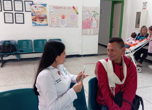 Campaña de salud mental en Armenia promueve la escucha activa y el autocuidado emocional en centros de salud