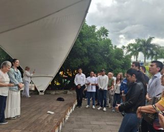 Armenia se sumó a la velatón nacional en oración por la salud de Miguel Uribe