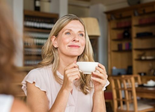 Un estudio señala que el consumo habitual de café podría contribuir a un envejecimiento más saludable
