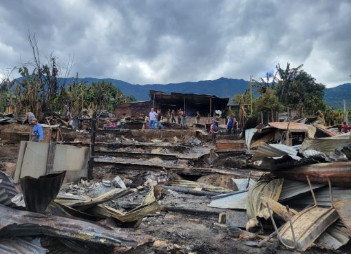 Llamado a la solidaridad: siguen habilitados centros de acopio en pro de los damnificados tras incendio estructural en Calarcá
