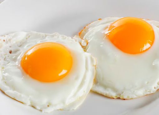 Un estudio indica que consumir huevos fritos podría contribuir a reducir los niveles de colesterol