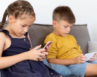 Estudio vincula el uso del celular en la infancia con efectos negativos en la salud