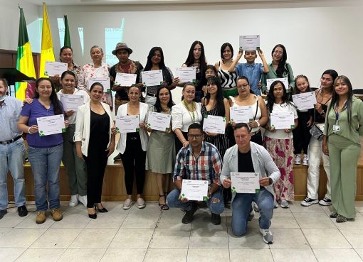 22 ciudadanos se graduaron en primeros auxilios en salud mental en Armenia