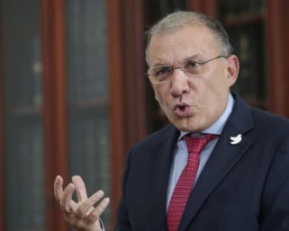 Roy Barreras se baja de la consulta del Pacto Histórico y apuesta por un frente amplio en marzo