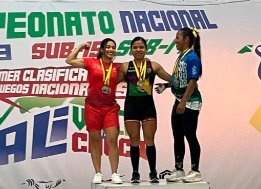 Pesista quindiana Julieth Jiménez Palechor se coronó campeona en el primer clasificatorio a los Juegos Nacionales 2027