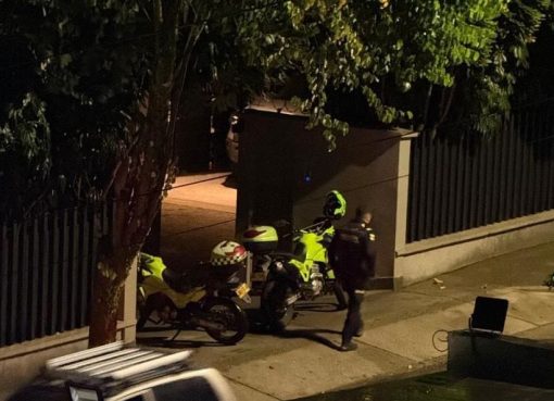 Hombres armados ingresaron a vivienda en el norte de Armenia: hurtaron una camioneta y objetos de valor