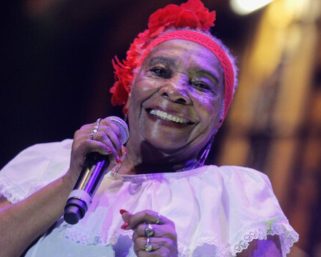 Cartagena: hospitalizada de emergencia la cantautora Petrona Martínez