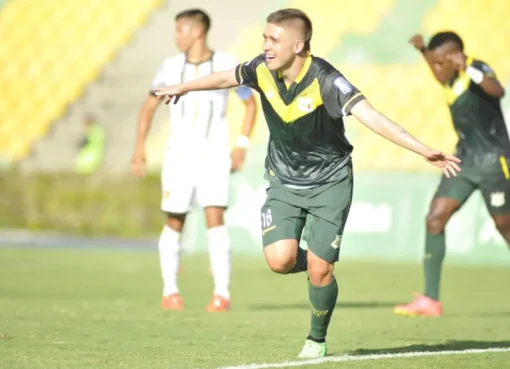 Deportes Quindío goleó 6-1 a Bogotá en el estadio Centenario de Armenia