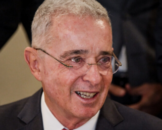 Álvaro Uribe busca volver al Congreso: el Centro Democrático confirma que será el número 25 de la lista al Senado