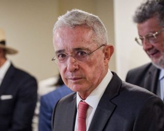 Absuelven al expresidente Álvaro Uribe Vélez de los delitos de soborno en actuación penal y fraude procesal