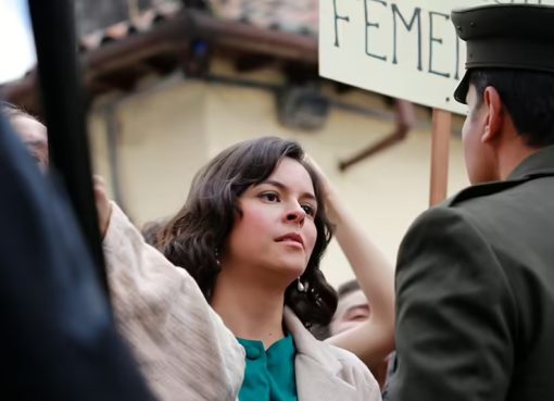 ‘Estimados señores’ se alza con nueve galardones en los Premios Macondo 2025