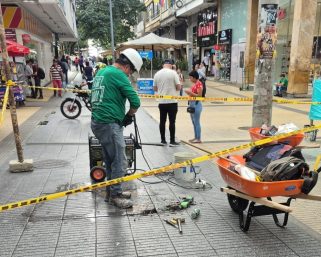 Avanza en Armenia la recuperación y embellecimiento de la peatonal de la 14