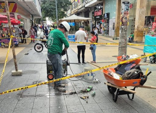 Avanza en Armenia la recuperación y embellecimiento de la peatonal de la 14