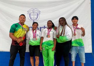 Talento quindiano en los Juegos Intercolegiados 2025: pesas y atletismo aportan 12 medallas al departamento