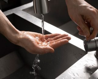 Avanza el restablecimiento del servicio de acueducto en varios barrios y sectores de Armenia