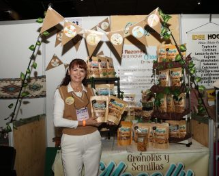 255 emprendedoras quindianas se transforman digitalmente tras exitosa campaña regional en el 2025