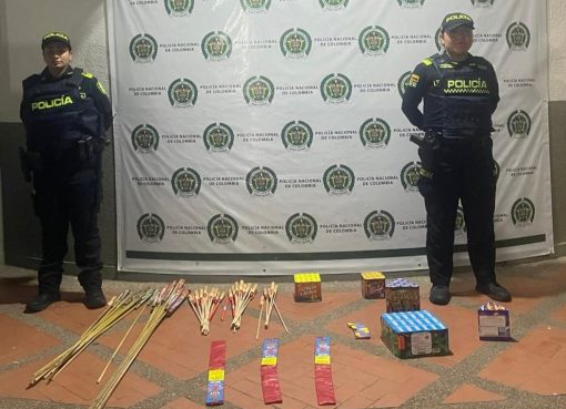 Operativo en La Tebaida: Policía frustra quema de pólvora y decomisa 15 kilos de explosivos