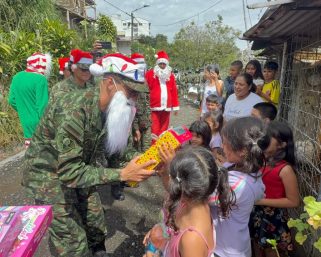 Jornada recreativa del Ejército Nacional benefició a niños de barrios vulnerables en Armenia