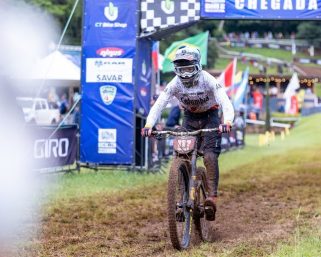 Quindío brilla en el Panamericano de Downhill: Plata para Christopher Silva en Brasil