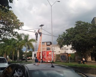 ¿Fotomultas en Armenia? La verdad detrás de las nuevas cámaras instaladas en el Quindío