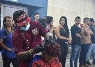 Armenia se convierte en la capital de la barbería con el “Tour Expo Barber Fest”