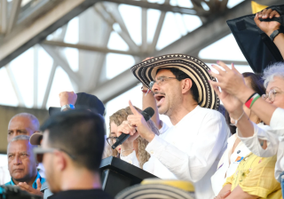 Iván Cepeda condiciona su participación en debates presidenciales: Solo aceptaría medirse con Paloma y Abelardo