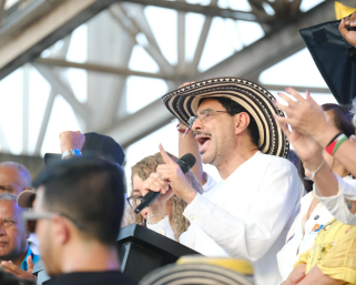 Iván Cepeda condiciona su participación en debates presidenciales: Solo aceptaría medirse con Paloma y Abelardo