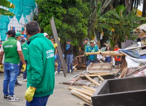 Fin a la ocupación en los puentes de La Cejita: 48 vendedores fueron reubicados en el Centro Comercial del Café
