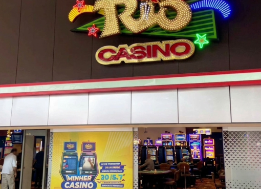 Autoridades sellan casino al norte de Armenia tras hallar a un menor de edad en su interior