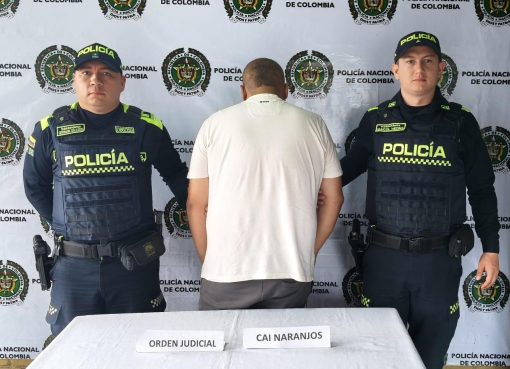 Capturado hombre de 30 años con orden judicial por tráfico de drogas en el barrio Los Naranjos