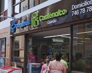 Sanción millonaria a Comfenalco Quindío por sobrecostos de hasta el 400% en medicamentos