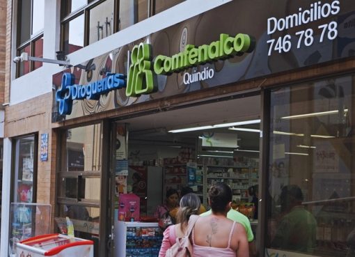 Sanción millonaria a Comfenalco Quindío por sobrecostos de hasta el 400% en medicamentos