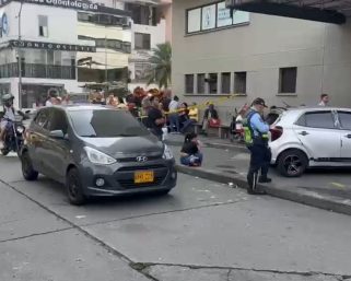 Alcaldía de Armenia rechaza brutal agresión a guarda de tránsito y pide justicia contundente