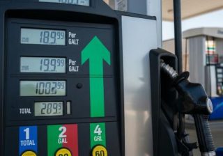 Gasolina sube $400 pesos a partir de hoy 1 de mayo, el precio promedio nacional llega a los $15.849